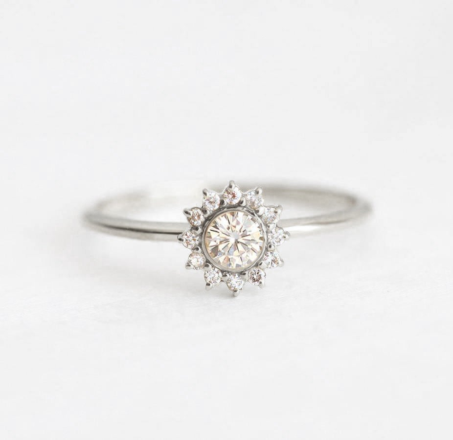 TANA DIAMOND RING-Capucinne