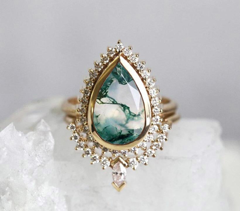 Pear Moss Agate Ring with Side Small White Diamonds