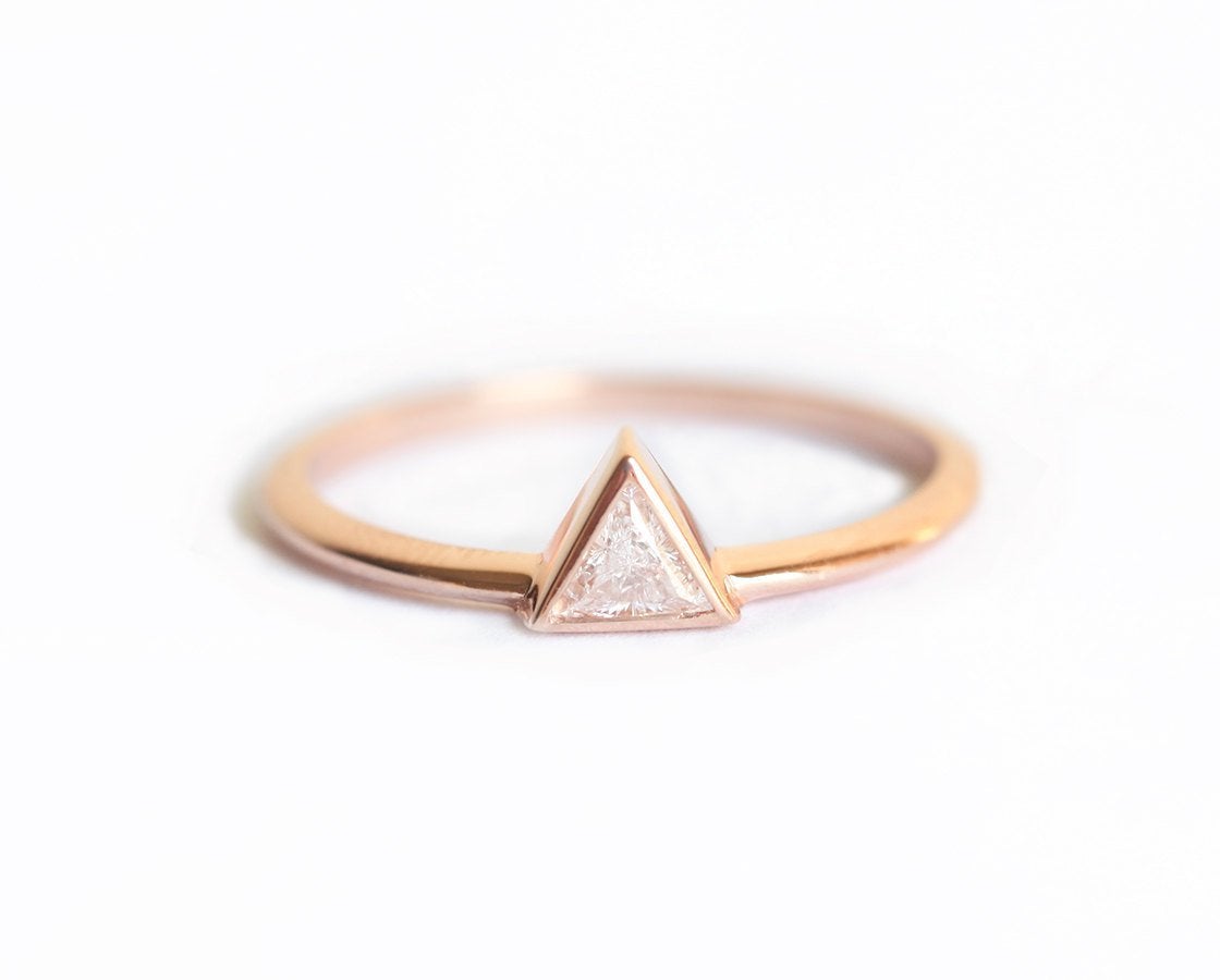Triangle Cut 0.2 Carat Dainty Diamond Gold Ring-Capucinne