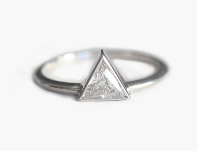 Triangle Cut 0.4 Carat Diamond Solitaire Engagement Ring-Capucinne