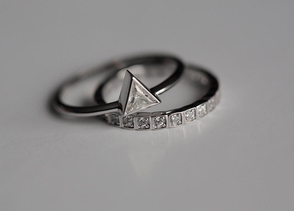 Triangle Cut Diamond 0.2 Carat Set In Gold Ring-Capucinne