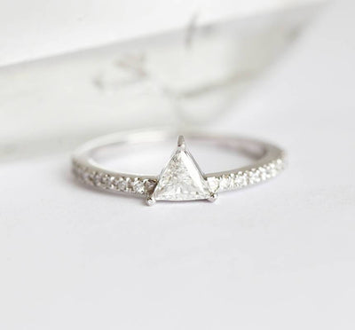 TRIANGLE CUT DIAMOND RING WITH HALF ETERNITY PAVE DIAMONDS-Capucinne