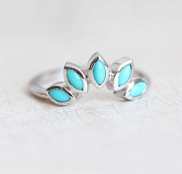 Marquise-cut turquoise floral wedding band