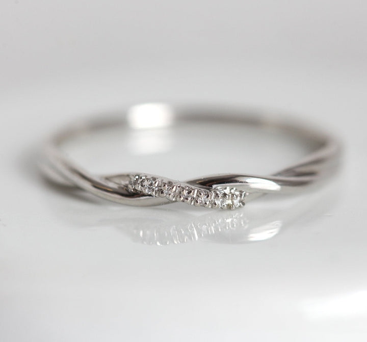 Twisted Band Rope Wedding Ring Capucinne