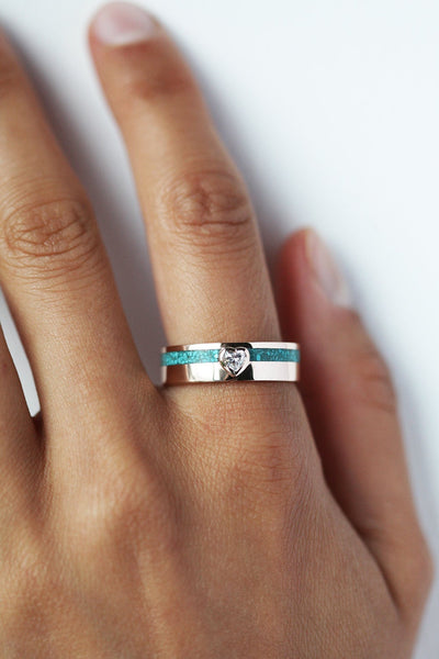 Heart-shaped diamond band with turquoise inlay