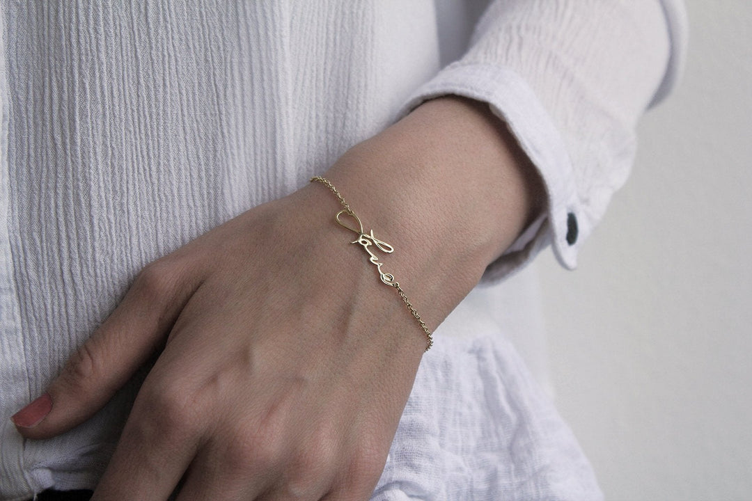 Women'S Love Bracelet Gift With Custom Signature – Capucinne