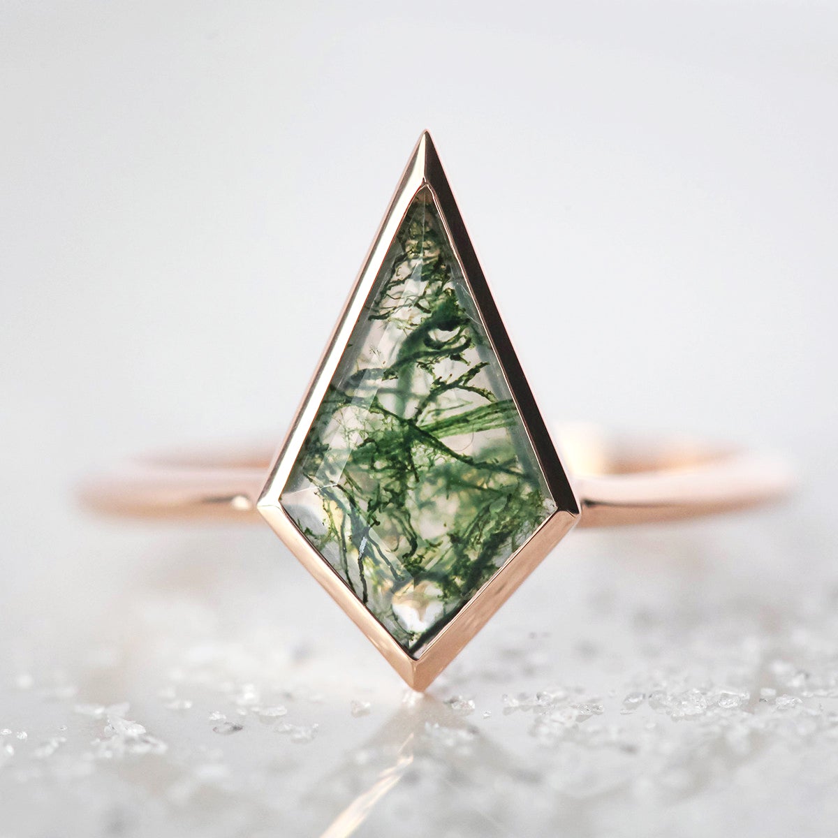 Kite Moss Agate Ring, Solitaire Style Band