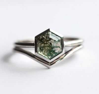 Hexagon Moss Agate Ring, Solitaire Style Band with V-Shaped Band