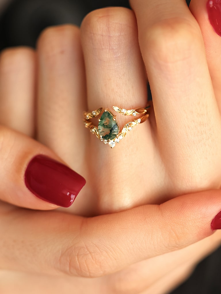 womans_day_cover_mobile-min_ae0ac67e-3cd0-465c-8d2b-33be3e9fb84f-Capucinne