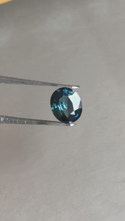 Loose 1.18 Ct Oval Teal Sapphire