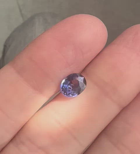 Loose 1.28 Ct Oval Blue-Violet Sapphire