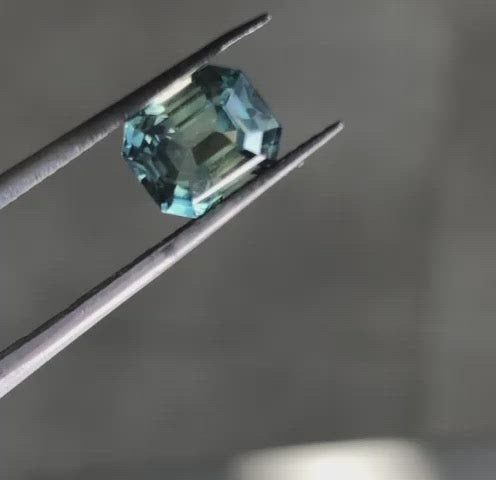 Loose octagon-shaped teal sapphire video